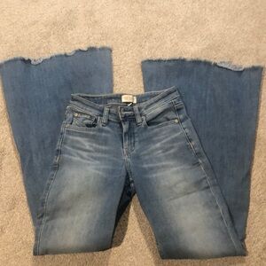 Shyanne western denim extra flare leg stretch denim jeans distressed knee25 x 34